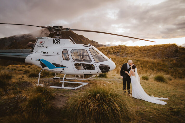 Coromandel peak wedding, Queenstown Helicopter wedding, Queenstown mountain wedding