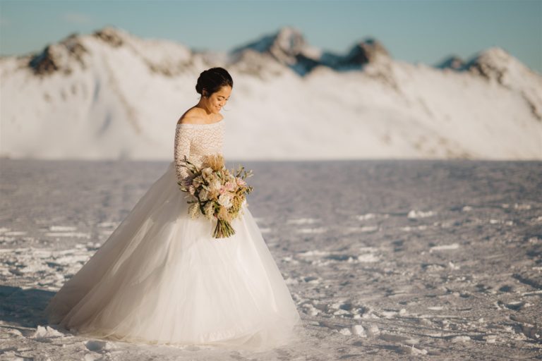 Double Cone wedding, the Remarkables wedding, Queenstown Helicopter wedding, Queenstown snowy mountain wedding